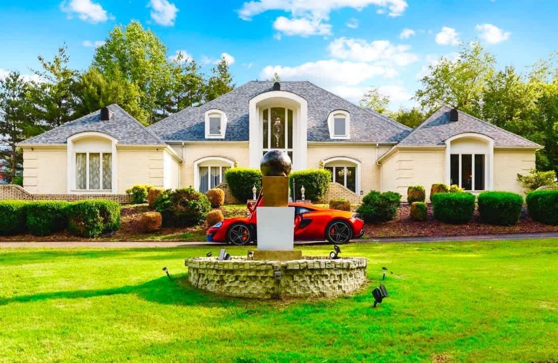 Gated Mansion - Basketball Court Movie Theater Views Vila Big Stone Gap Exterior foto