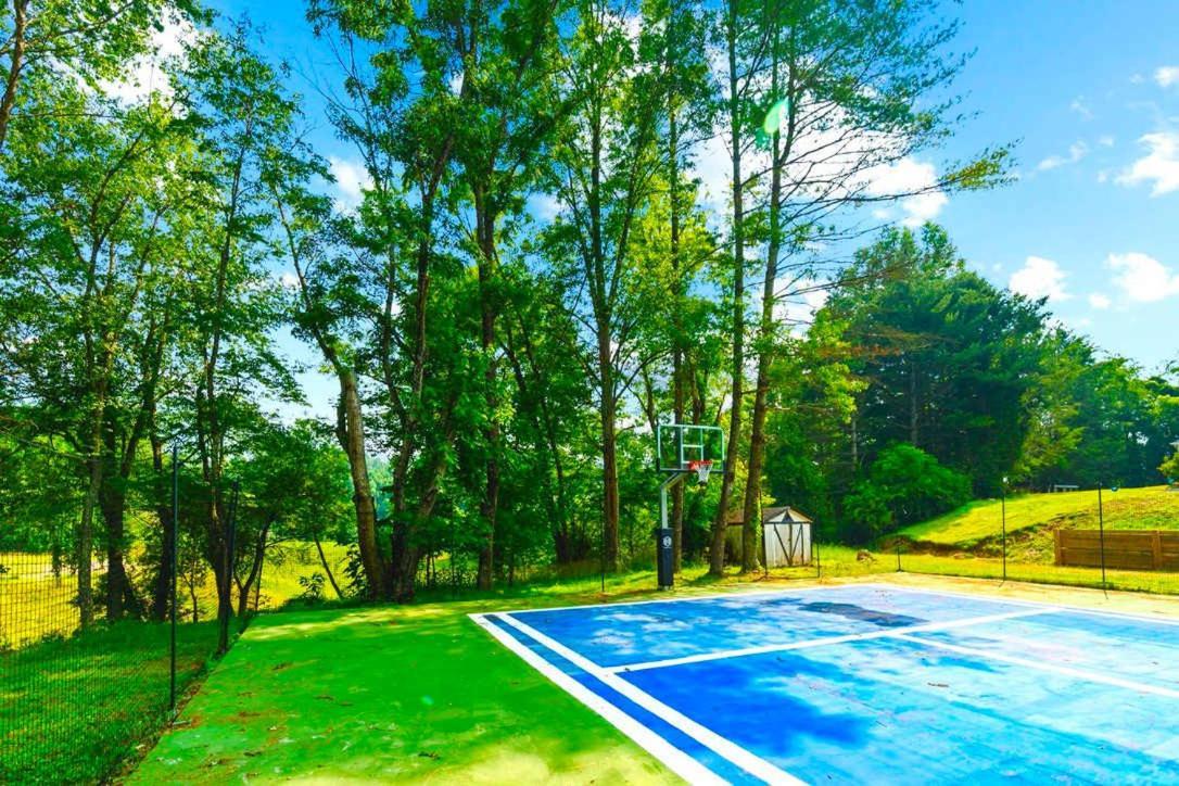 Gated Mansion - Basketball Court Movie Theater Views Vila Big Stone Gap Exterior foto