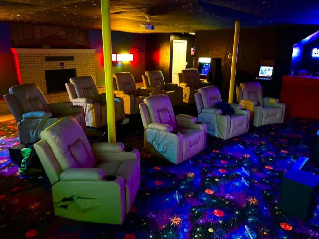 Gated Mansion - Basketball Court Movie Theater Views Vila Big Stone Gap Exterior foto